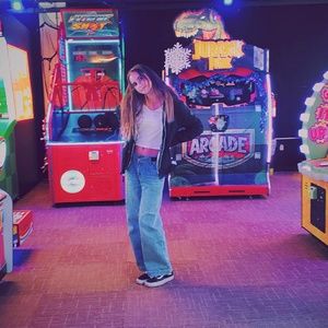 Meet your Posher, Taryn